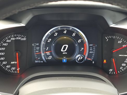 Used 2015 Chevrolet Corvette Z06 w/ 3LZ Preferred Equipment Group RWD image 23