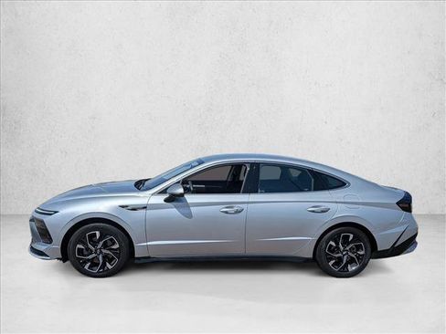 Used 2024 Hyundai Sonata SEL FWD image 8