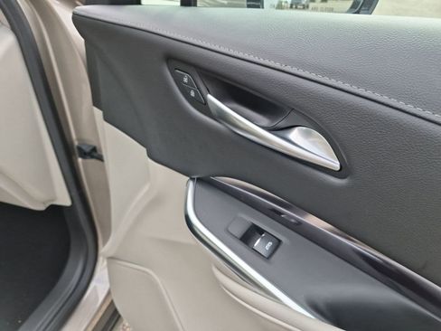 Certified 2023 Cadillac XT4 Luxury w/ Cold Weather Package FWD image 28