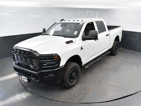 New 2025 RAM 2500 Tradesman w/ Bed Convenience Group AWD/4WD image 36