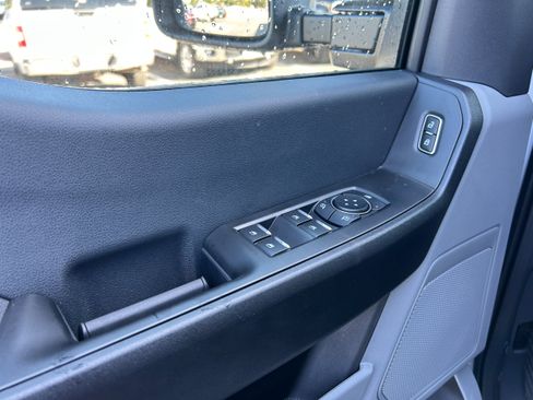 New 2026 Ford F550 4x4 Crew Cab image 39