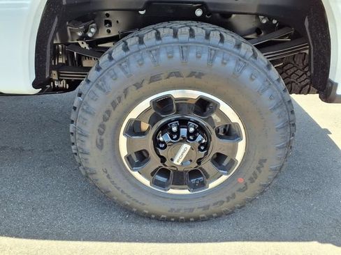New 2026 Ford F350 Lariat w/ Tremor Off-Road Package AWD/4WD image 5