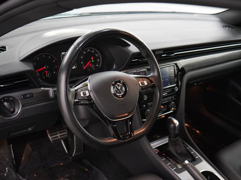 Used 2022 Volkswagen Passat 2.0T R-Line FWD image 19