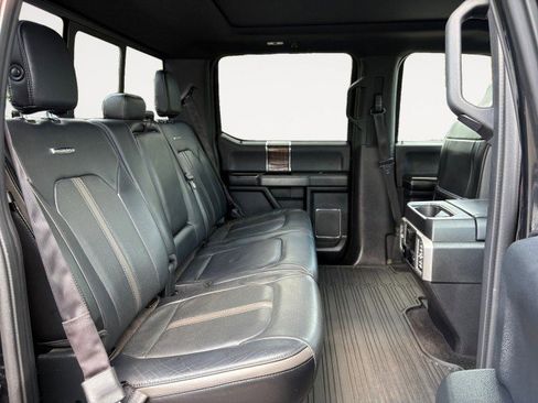 Used 2017 Ford F150 Platinum w/ Equipment Group 701A Luxury AWD/4WD image 15