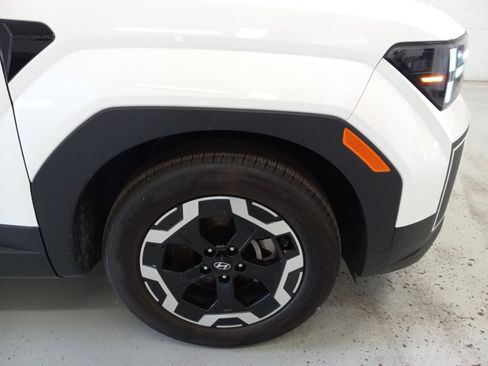 Used 2025 Hyundai Santa Fe SEL w/ Tow & Go Package AWD/4WD image 3