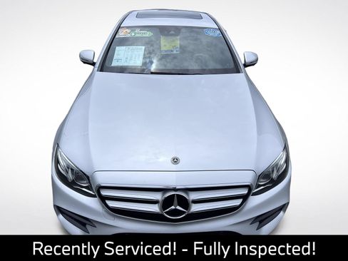 Used 2019 Mercedes-Benz E 300 image 3