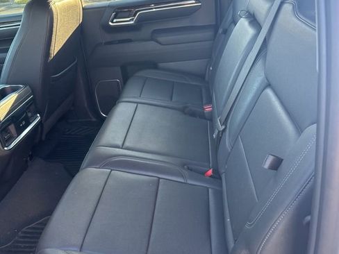 Used 2022 GMC Sierra 1500 Elevation w/ Elevation Premium Package AWD/4WD image 12