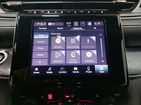 Used 2023 Jeep Grand Cherokee Altitude image 23