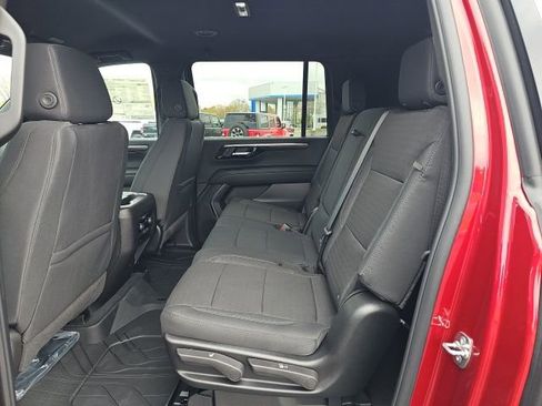 New 2026 Chevrolet Suburban LS image 25