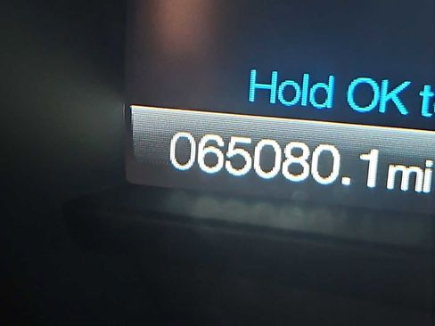 Used 2022 Ford Edge Titanium image 10