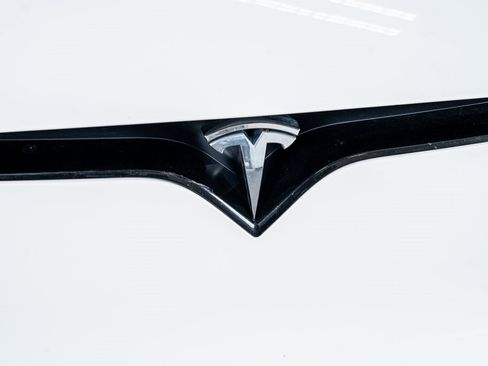 Used 2022 Tesla Model S image 14