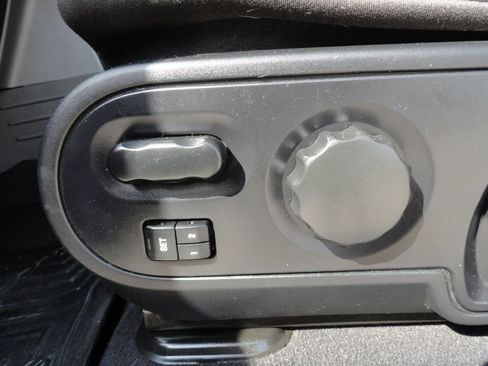 Used 2007 Lincoln Mark LT 2WD image 28