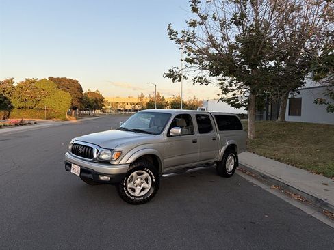 Used 2003 Toyota Tacoma PreRunner RWD image 1