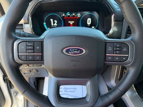 Used 2022 Ford F150 Lariat w/ Trailer Tow Package AWD/4WD image 21
