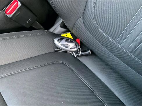 Used 2025 Hyundai Tucson SEL image 14