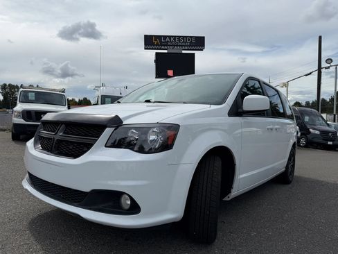 Used 2019 Dodge Grand Caravan GT FWD image 1