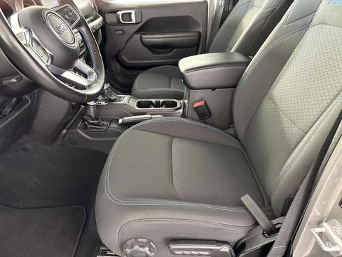 Used 2022 Jeep Wrangler Unlimited Rubicon 4xe w/ Cold Weather Group image 12