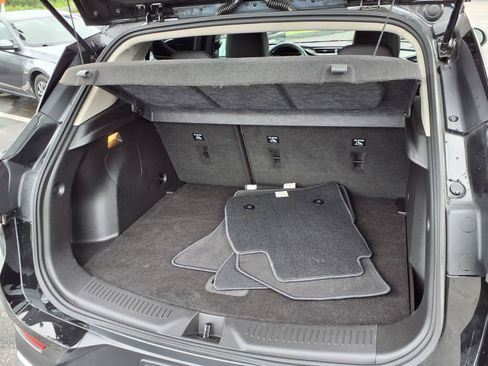 Used 2020 Buick Encore GX Essence FWD image 29