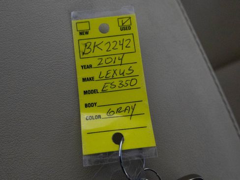 Used 2014 Lexus ES 350 w/ Luxury Package image 27