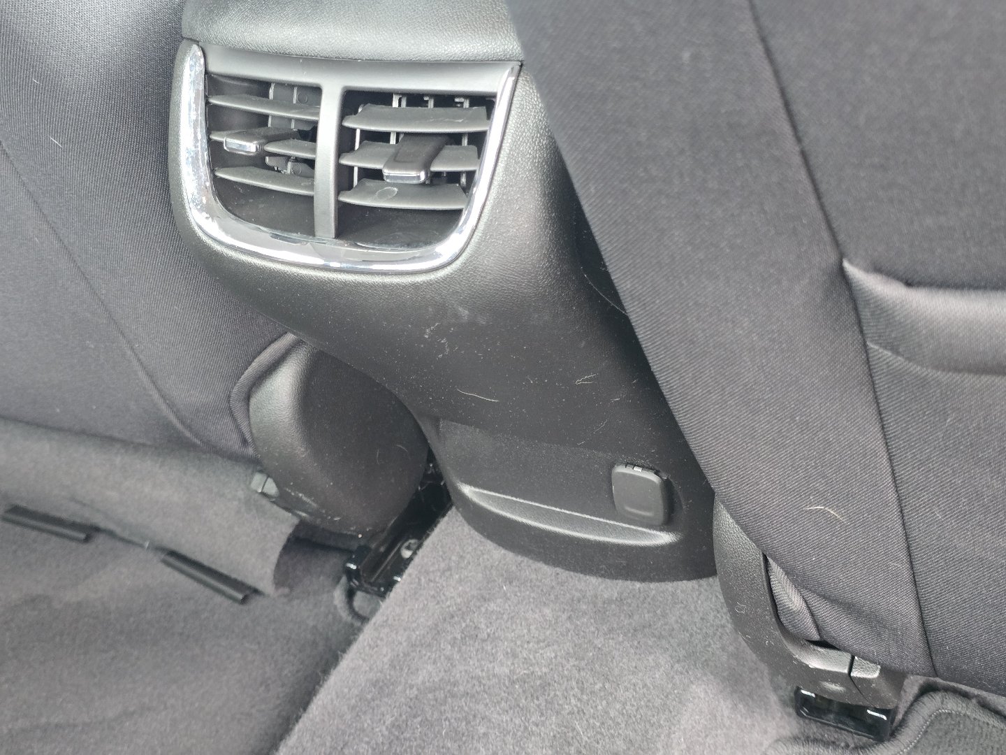 Used 2022 Chevrolet Malibu LT FWD image 25