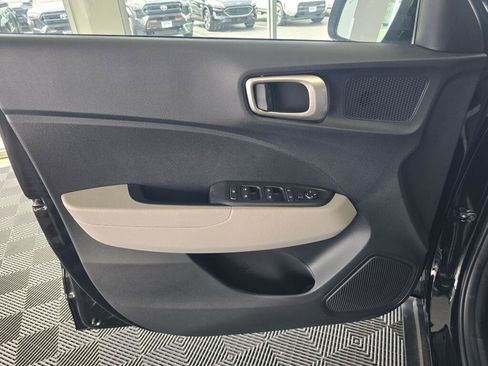 New 2026 Hyundai Venue SEL FWD image 31