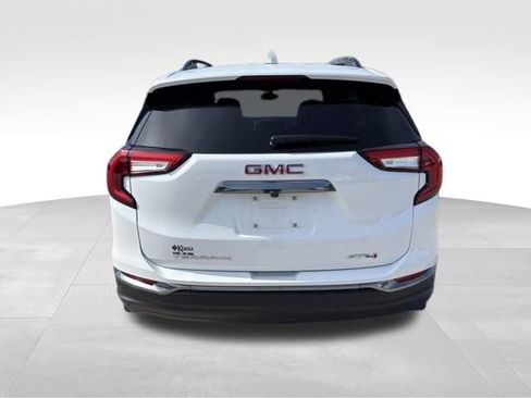 Certified 2024 GMC Terrain AT4 AWD/4WD image 4