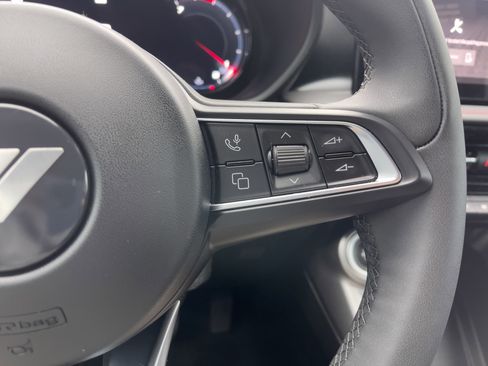 Used 2024 Dodge Hornet GT w/ GT Blacktop Package image 28