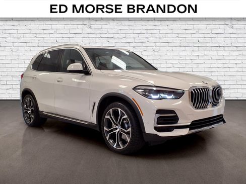 Used 2023 BMW X5 xDrive40i w/ Parking Assistance Package AWD/4WD image 6