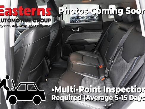 Used 2022 Jeep Compass Latitude w/ Convenience Group AWD/4WD image 21