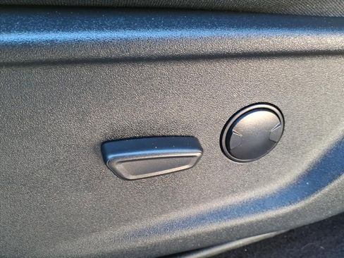 Certified 2025 Ford F150 XLT w/ Equipment Group 301A Standard image 13