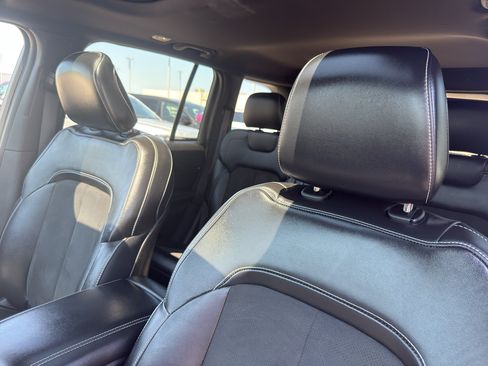 Used 2022 Jeep Grand Cherokee Altitude AWD/4WD image 26