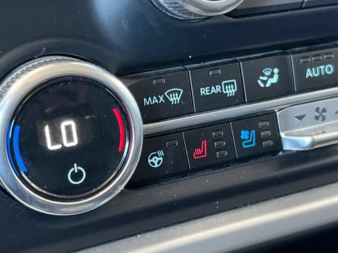 Used 2024 Ford Expedition Max XLT RWD image 30