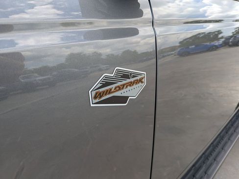 Used 2022 Ford Bronco Wildtrak AWD/4WD image 11