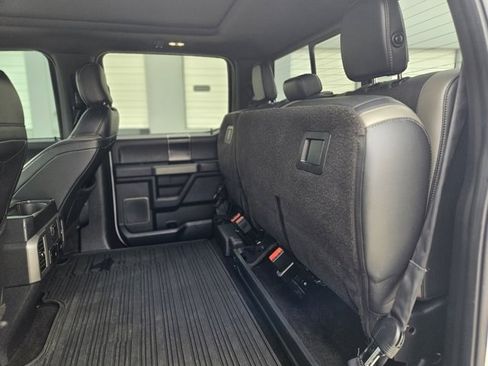 Used 2018 Ford F150 Raptor w/ Equipment Group 802A Luxury image 17