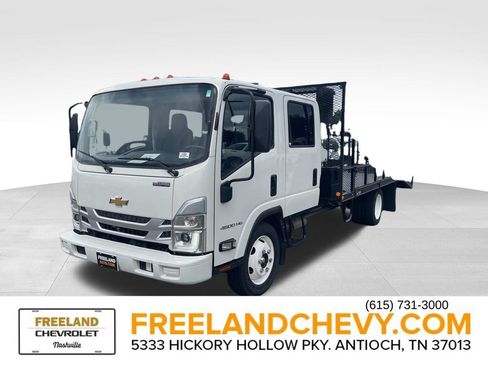 Used 2024 Chevrolet Low Cab Forward RWD image 7
