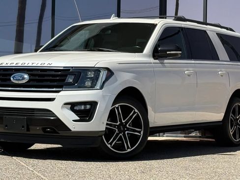 Used 2019 Ford Expedition Max Limited AWD/4WD image 2