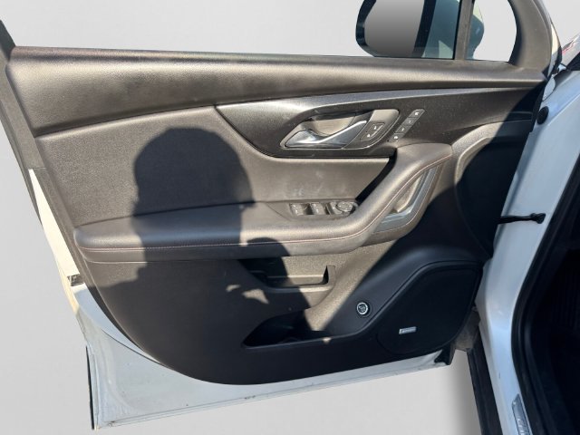 Certified 2021 Chevrolet Blazer RS w/ Enhanced Convenience Package FWD image 10