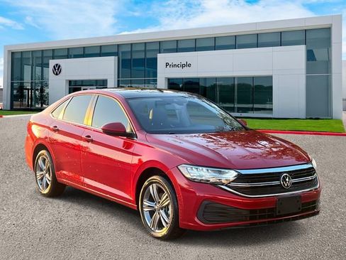 Certified 2023 Volkswagen Jetta SE image 2