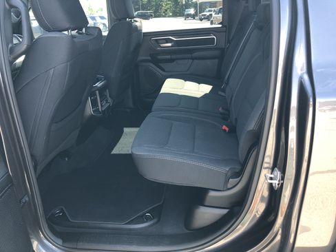 Used 2023 RAM 1500 Big Horn AWD/4WD image 14