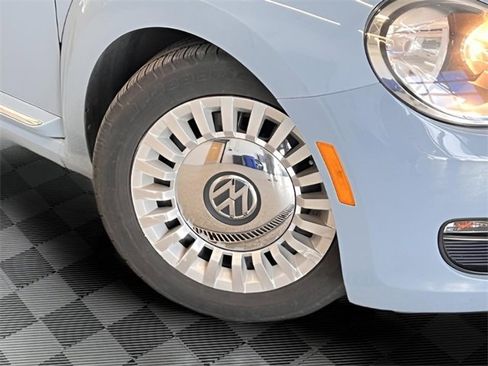 Used 2014 Volkswagen Beetle 1.8T image 23