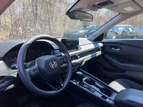 Used 2023 Honda Accord EX image 15