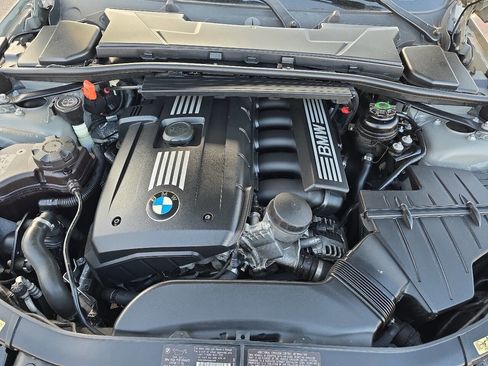 Used 2008 BMW 328i Convertible image 40