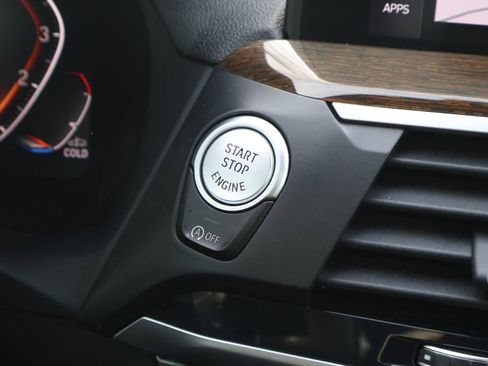 Used 2021 BMW X3 xDrive30i w/ Convenience Package image 26