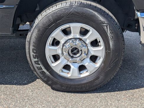 Used 2024 Ford F250 XLT image 11