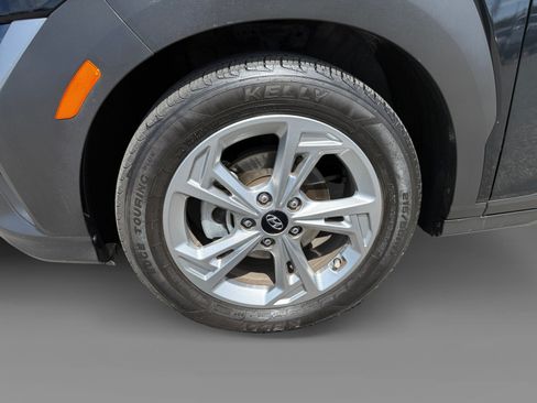 Used 2023 Hyundai Kona SEL FWD image 9