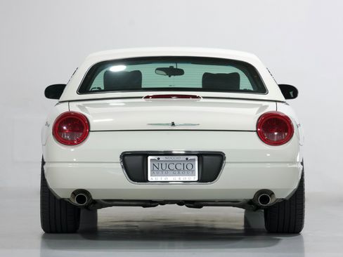 Used 2002 Ford Thunderbird image 40