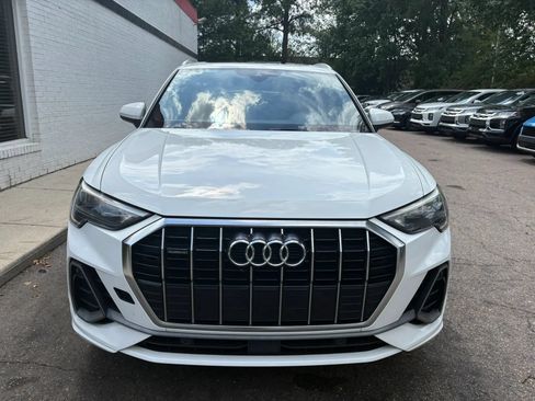 Used 2020 Audi Q3 2.0T Premium w/ Convenience Package AWD/4WD image 3