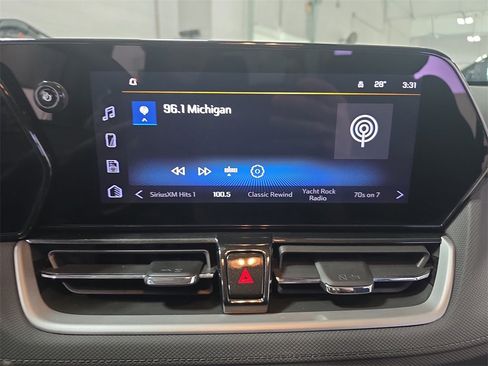 Certified 2025 Chevrolet TrailBlazer LT w/ Driver Confidence Package image 21