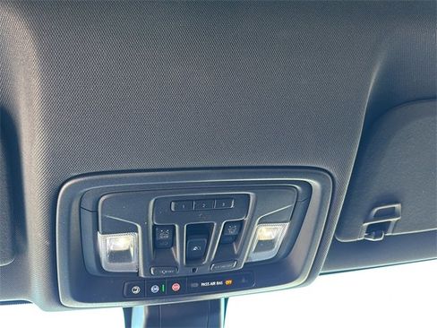 Used 2019 Chevrolet Silverado 1500 High Country w/ Safety Package II image 28