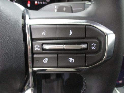 New 2026 GMC Terrain Elevation w/ Elevation Premium Package AWD/4WD image 27